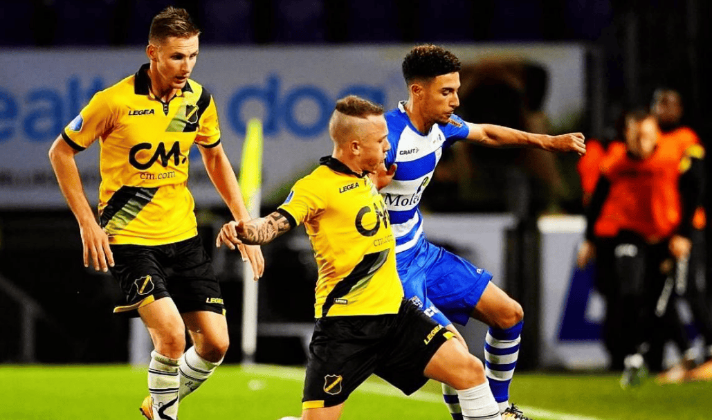 是另外三位 是另外三位